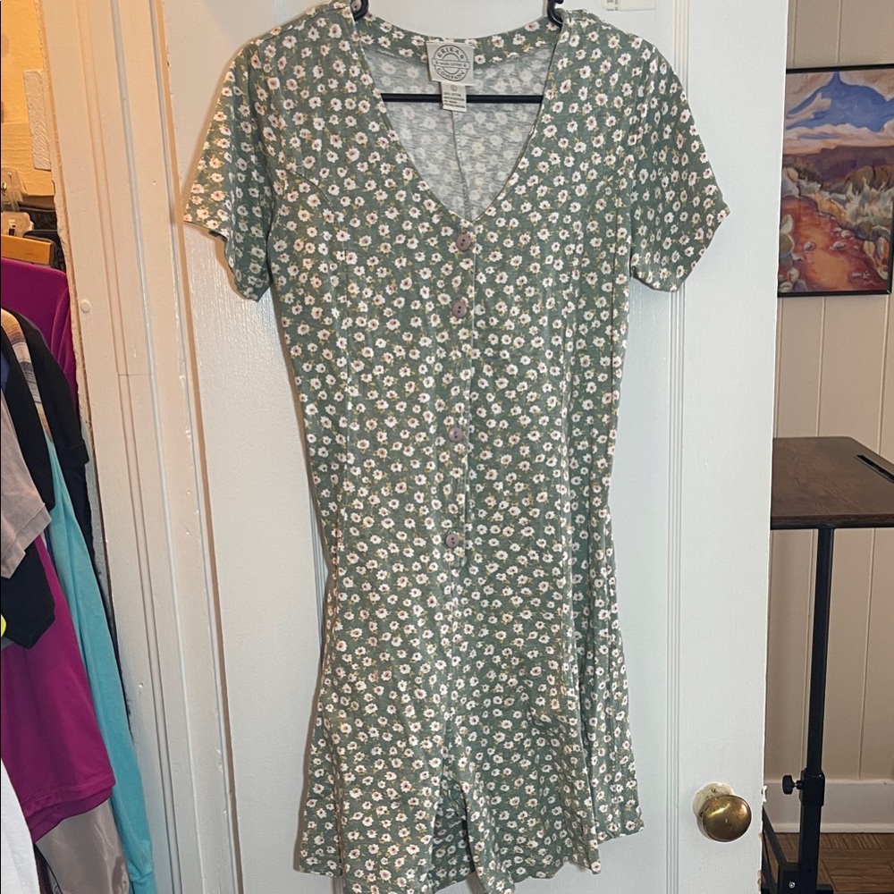 Vintage | ERIKA & company | Floral Green Short Sleeve Romper
